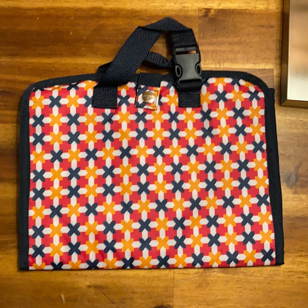COPY - Thirtyone fold up family organizer